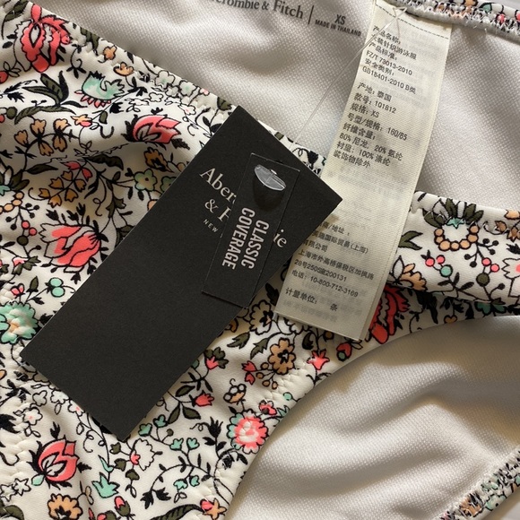 Abercrombie Classic Coverage Bikini Bain X-Small NWT - Picture 4 of 8